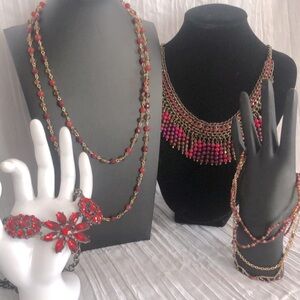 Womans lot of 4 red pink tones w/ silver accents beaded fashion necklaces